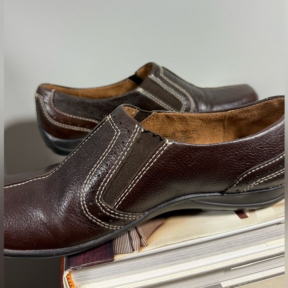 Women’s Natural Soul Size 7 1/2 Brown Leather Slip-On Shoes - Picture 13 of 15